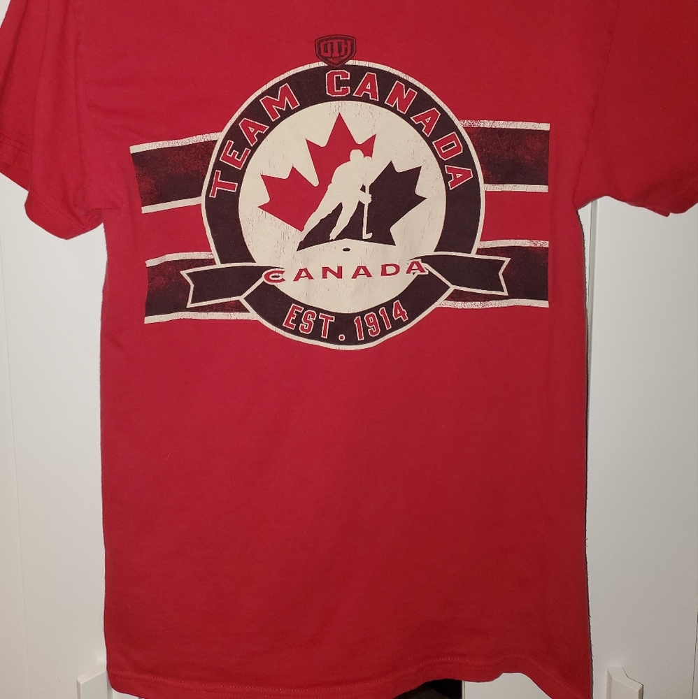 Canada tshirt